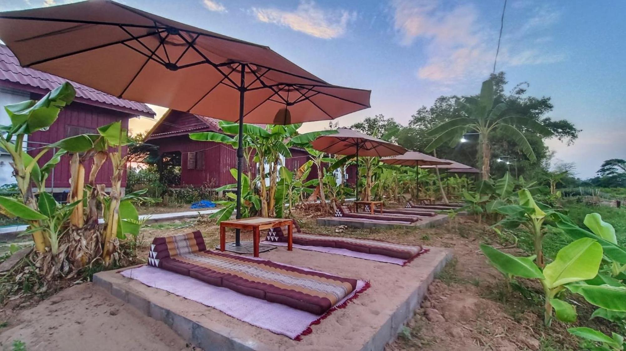 Chanhthida Guesthouse And The River Front Restaurant Ban Khon Esterno foto