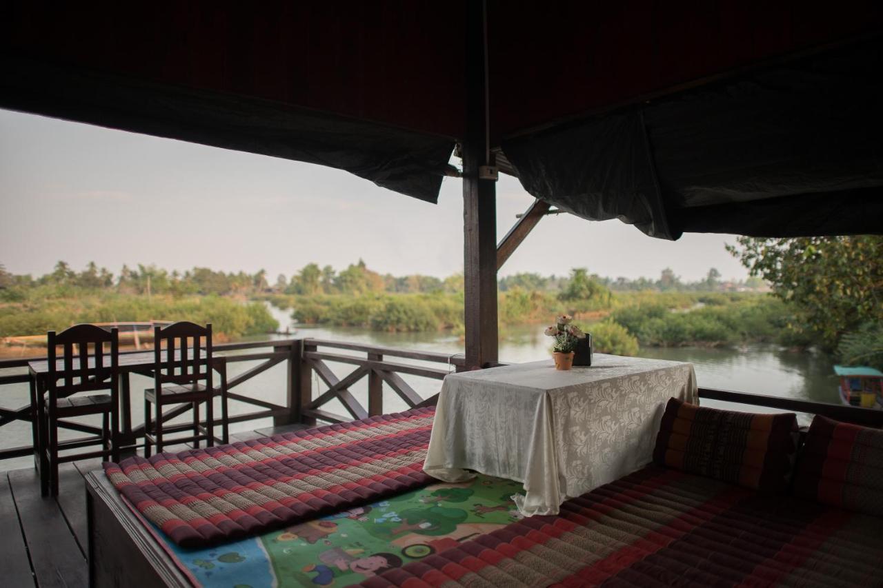 Chanhthida Guesthouse And The River Front Restaurant Ban Khon Esterno foto