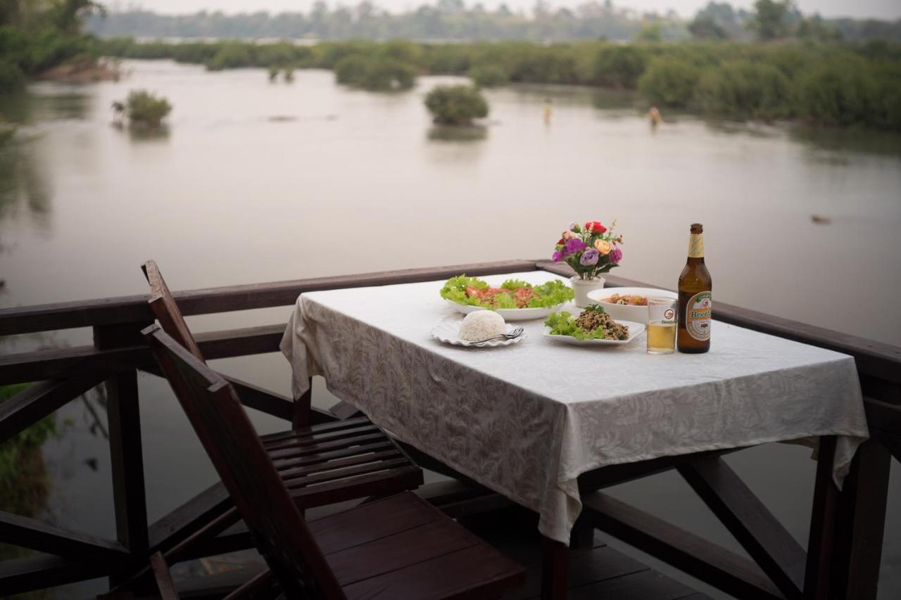 Chanhthida Guesthouse And The River Front Restaurant Ban Khon Esterno foto